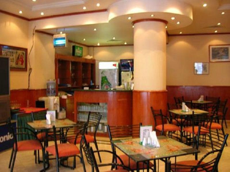 Rush Inn Hotel Ντουμπάι Εστιατόριο φωτογραφία